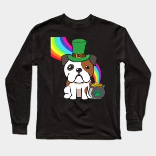 Funny bulldog celebrates st patricks day Long Sleeve T-Shirt